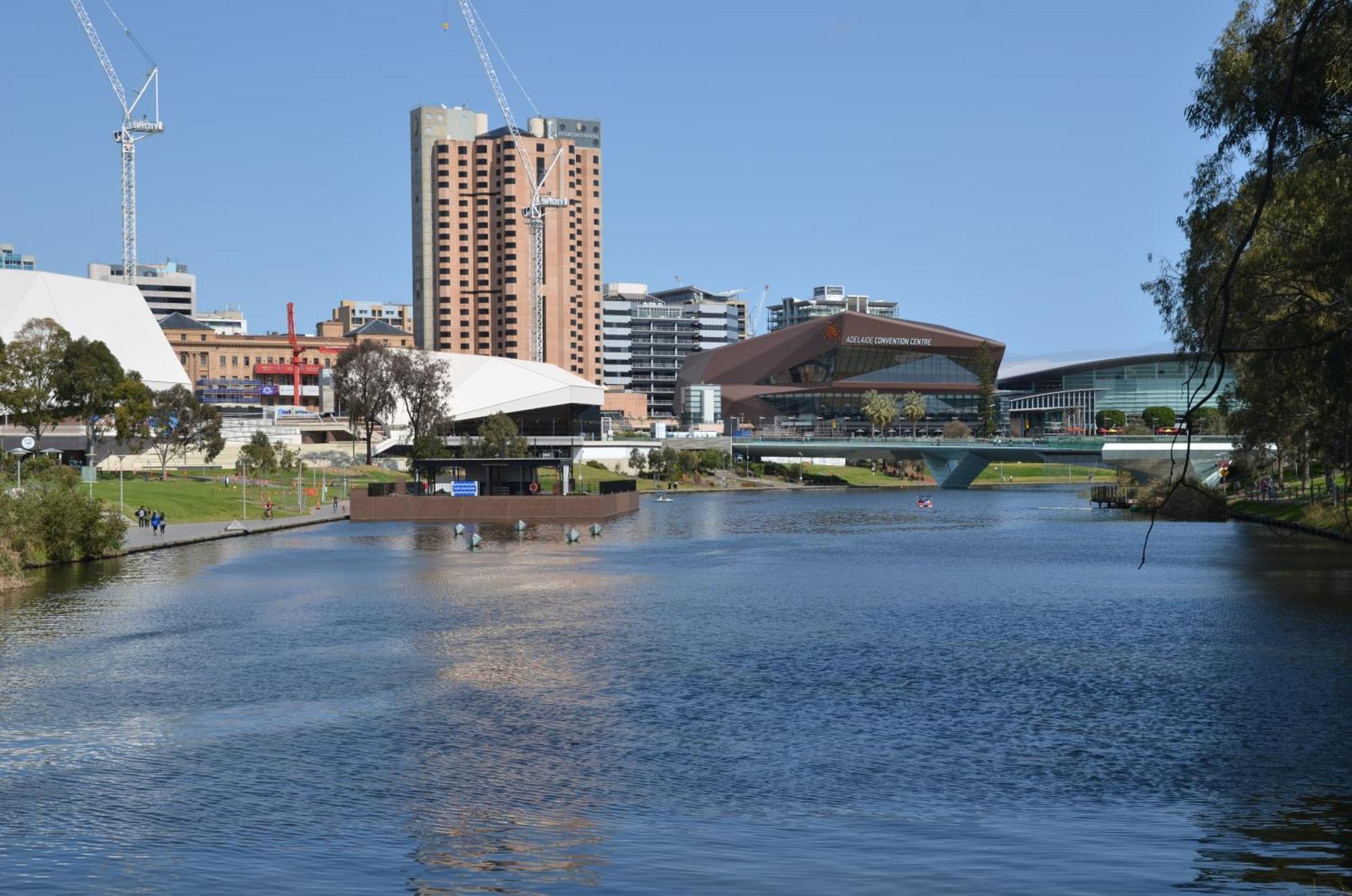 Adelaide Cbd Apartment - 3Br, 2Bath & Carpark Exteriör bild